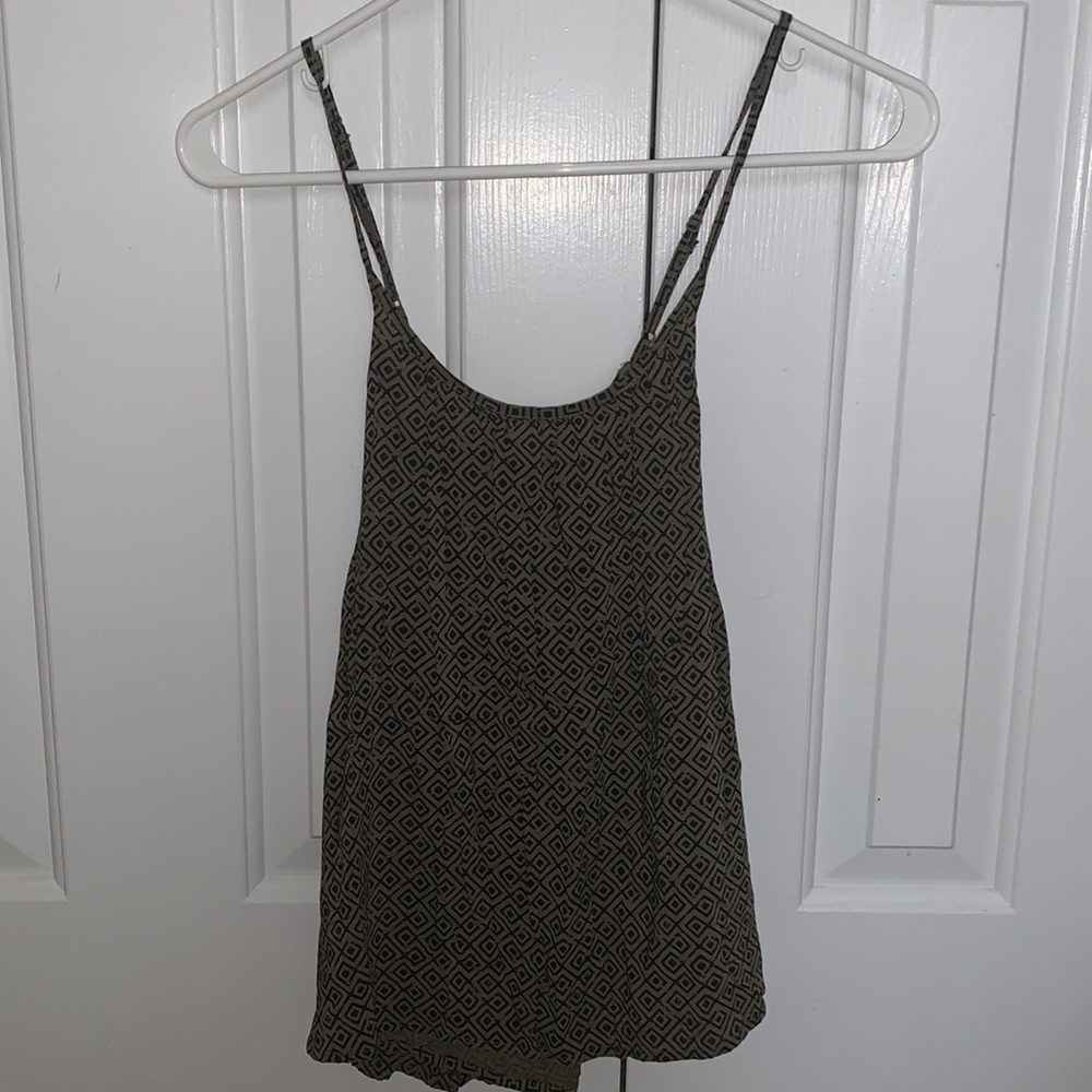 Old Navy patterned criss cross tank top